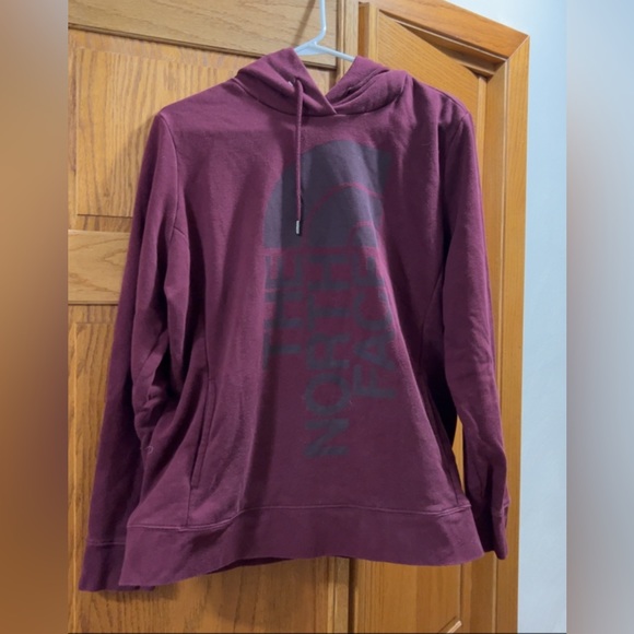 The north face hoodie - Picture 2 of 2
